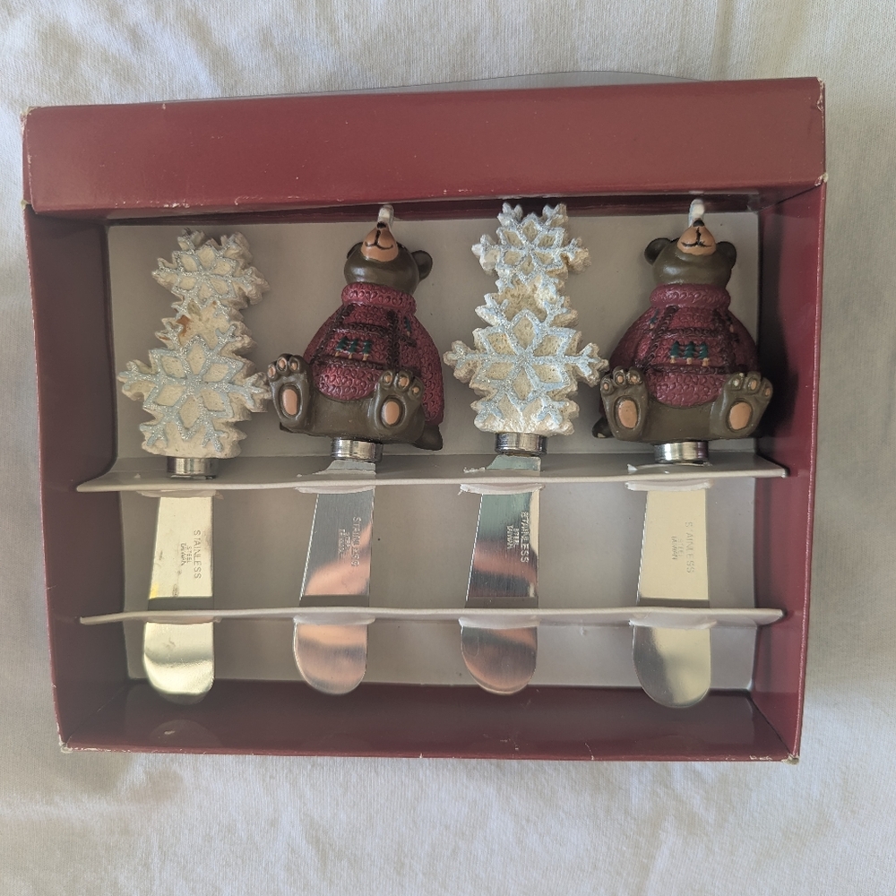New Old Stock Bear and Snowflake Cheese Spreaders